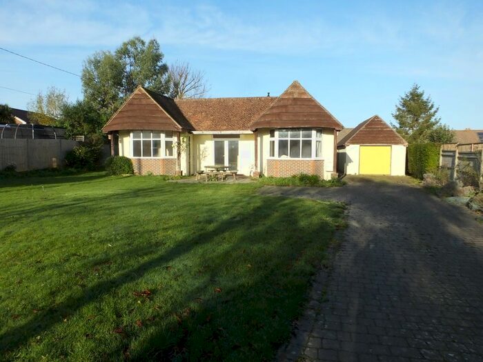3 Bedroom Detached Bungalow To Rent In Gote Lane, Ringmer, BN8