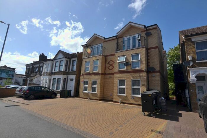 Studio To Rent In London Master Bakers Almshouses, Lea Bridge Road, London, E10