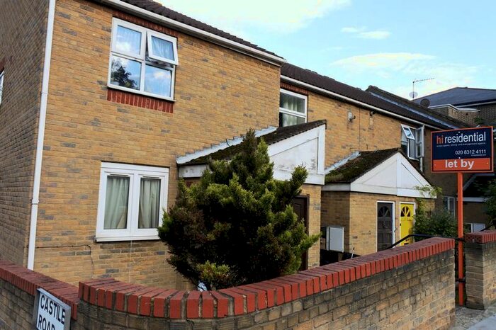 2 Bedroom Maisonette To Rent In John Wilson Street, London, SE18