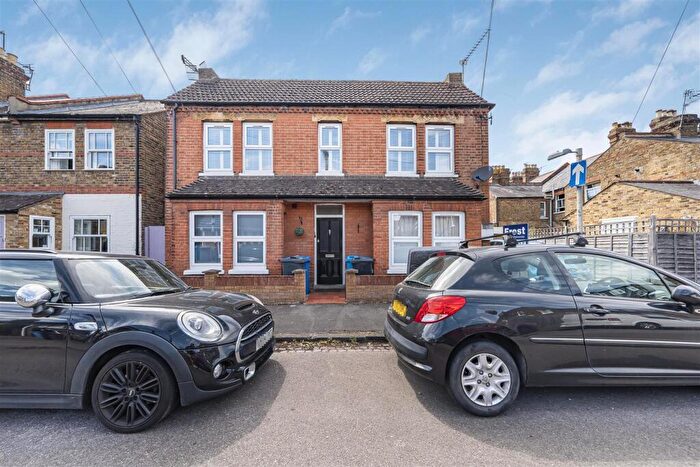 1 Bedroom House For Sale In Bourne Avenue, Windsor, SL4