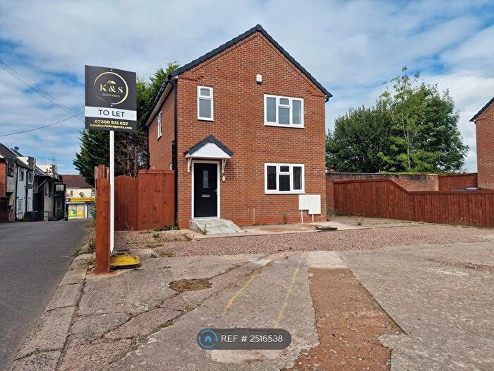 3 Bedroom Detached House To Rent In New Road, Madeley, Telford, TF7