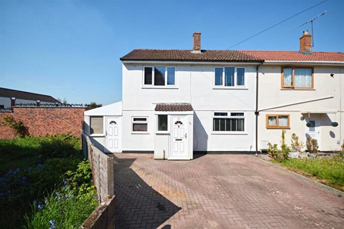 3 Bedroom End Of Terrace House For Sale In Dowling Road, Hartcliffe, Bristol, BS13