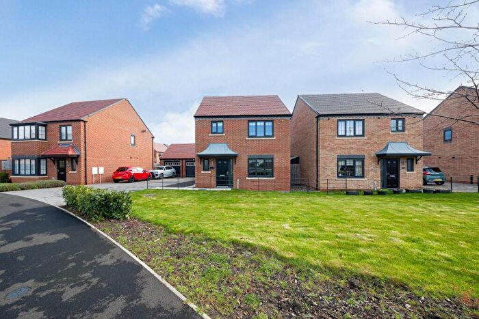 3 Bedroom Detached House For Sale In Windmill Court, Moorfields, NE12