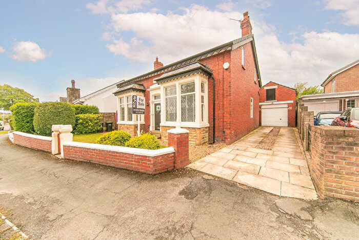 3 Bedroom Detached Bungalow For Sale In No., Hardhorn Road, Poulton-le-Fylde, Lancs, FY6