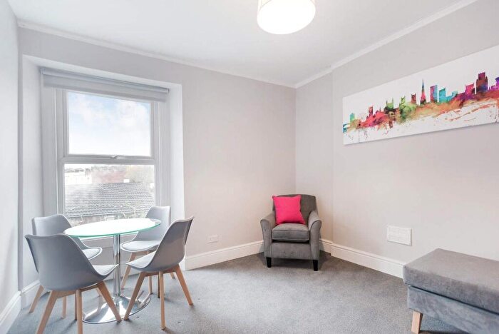 2 Bedroom Flat To Rent In Sussex Place, Bristol, BS2