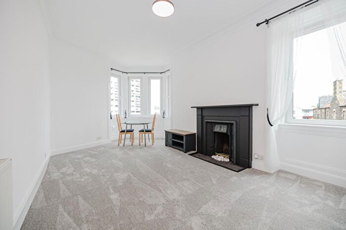 2 Bedroom Flat To Rent In Henderson Street, Edinburgh, EH6