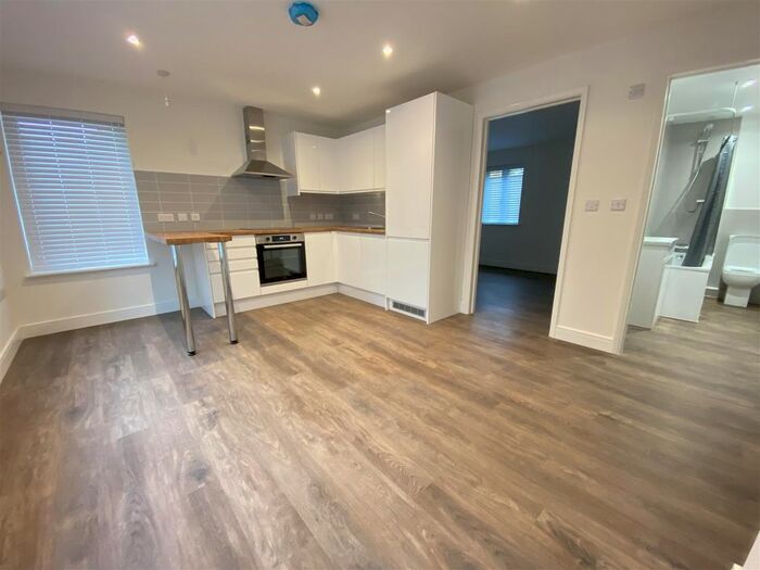 1 Bedroom Flat To Rent In Oyster Row, Cambridge, CB5
