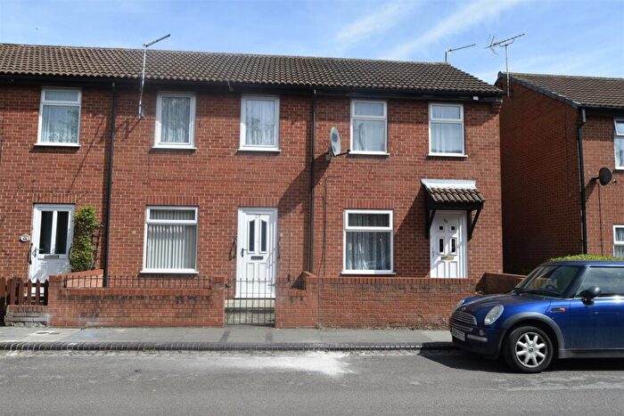 2 Bedroom Terraced House To Rent In Parliament Street, Newark, NG24