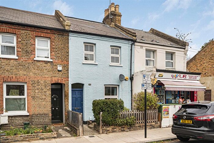 2 Bedroom Terraced House To Rent In Felix Road, Ealing, W13
