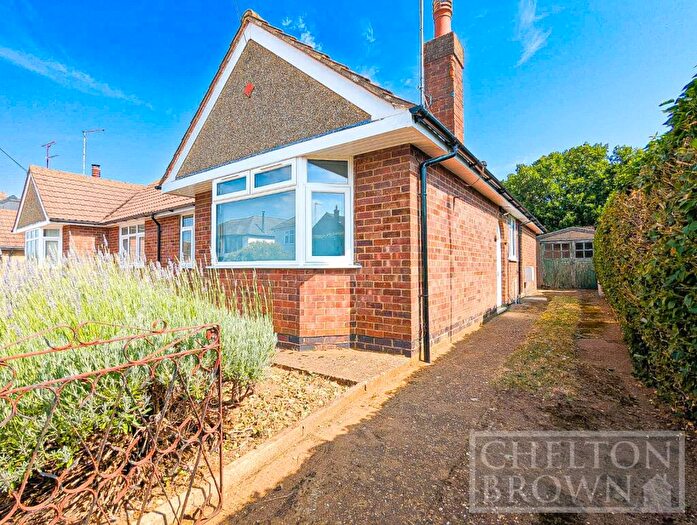 2 Bedroom Bungalow To Rent In Barons Way, Northampton, Northamptonshire, NN2