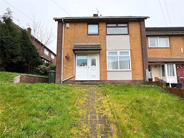 2 Bedroom Town House For Sale In Gordon Way, Heywood, Greater Manchester, OL10