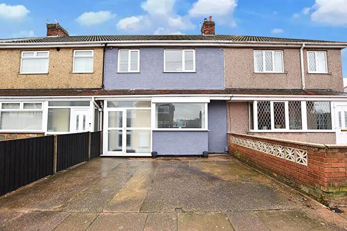 3 Bedroom Terraced House For Sale In Sherwood Road, Grimsby, DN34