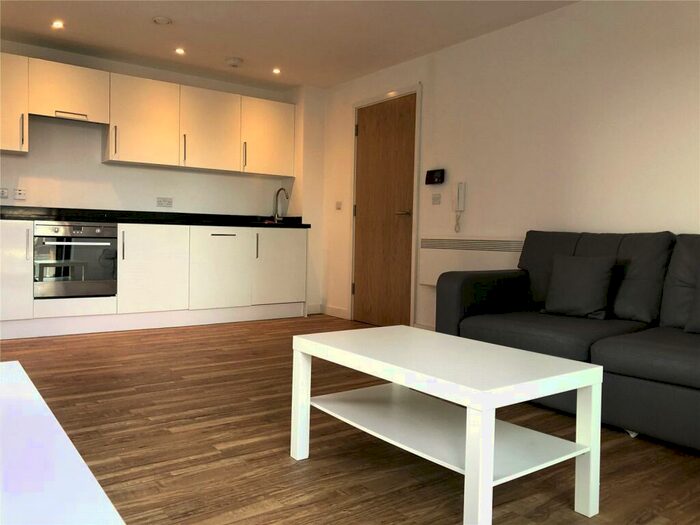 2 Bedroom Flat To Rent In Aire, Cross Green Lane, LS9