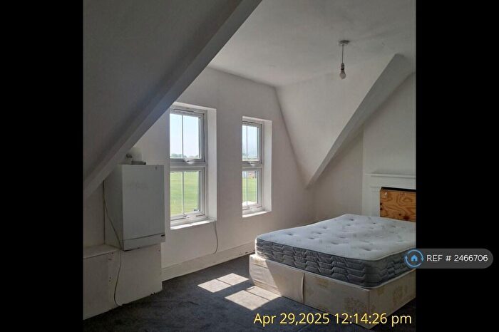 Studio To Rent In Station Buildings, London, SE6