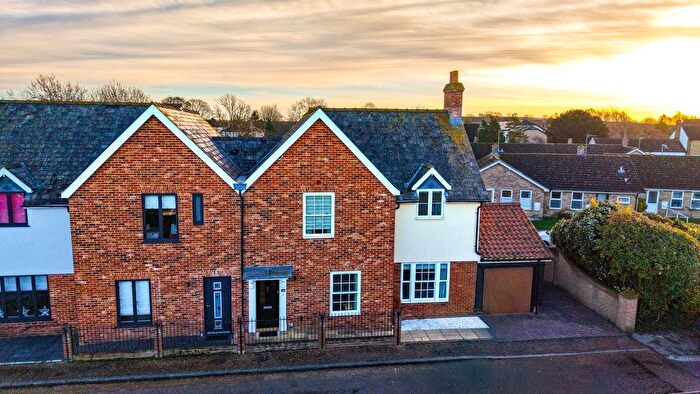 4 Bedroom Semi-Detached House For Sale In Downing Court, Swaffham Bulbeck, CB25