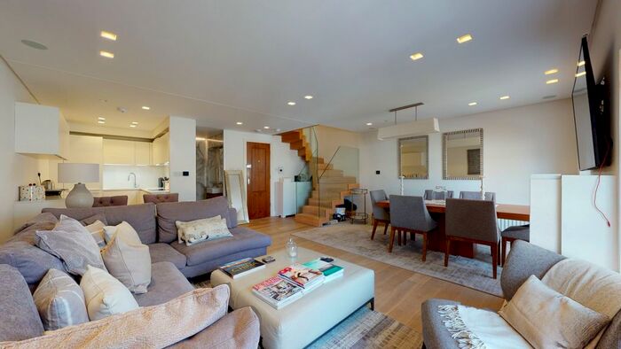 2 Bedroom Flat To Rent In Prince's Square, London, W2