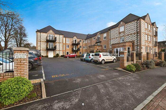 1 Bedroom Retirement Property For Sale In Olivier Place, Wilton ***Video Tour***, SP2