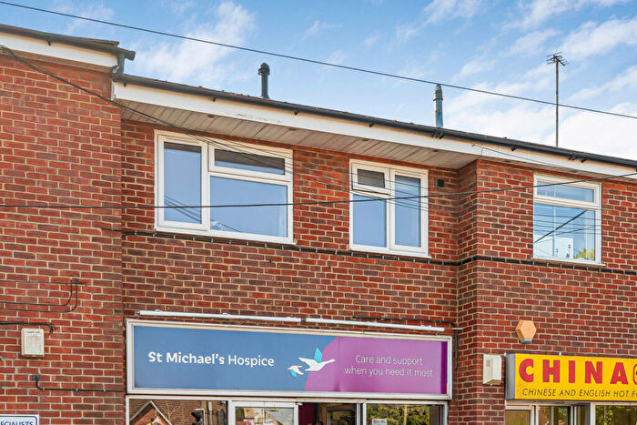 1 Bedroom Flat For Sale In Winchester Road, Four Marks, Alton, Hampshire, GU34
