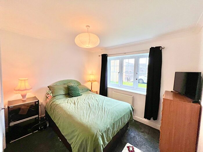1 Bedroom Flat For Sale In Frimley Green Road, Frimley Green, Camberley, GU16