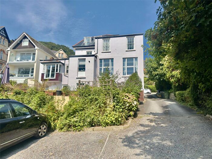 2 Bedroom Flat For Sale In Torrs Park, Ilfracombe, Devon, EX34