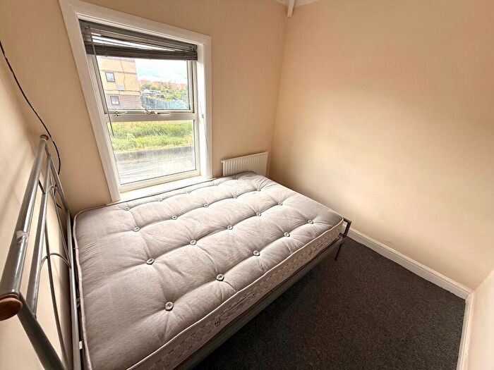 5 Bedroom House To Rent In Newhaven Terrace, Grimsby, DN31