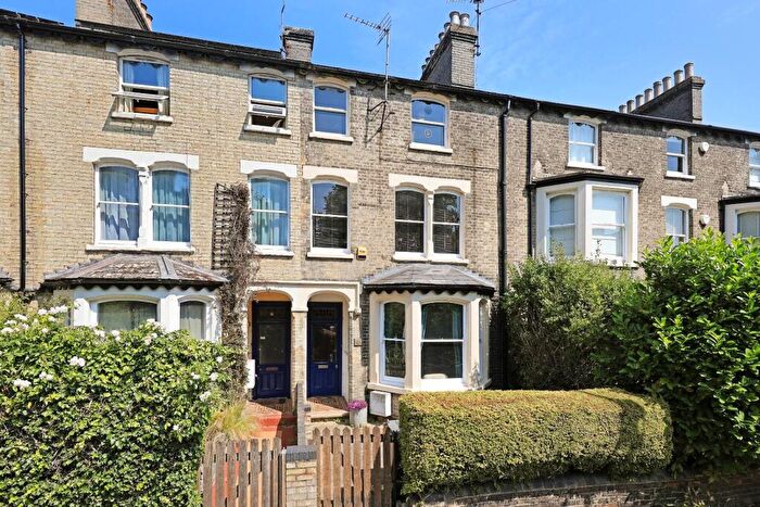 5 Bedroom Town House For Sale In Newmarket Road, Cambridge, CB5