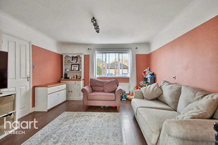 4 Bedroom Detached House For Sale In Orchard Drive, West Walton, PE14