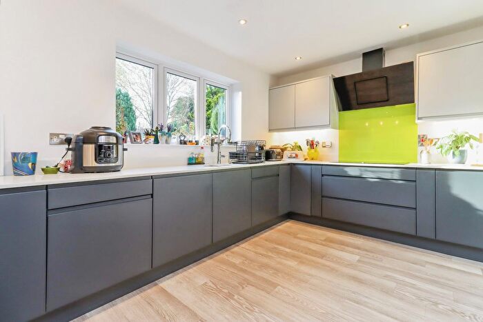 4 Bedroom Detached House For Sale In St. Annes Drive, Morda, Oswestry, Shropshire, SY10