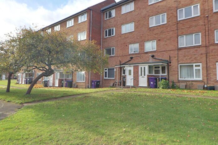 1 Bedroom Flat To Rent In Shepherds Mead, Hitchin, Hertfordshire, SG5