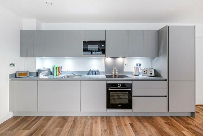 1 Bedroom Flat To Rent In Hepscott Road, London, E9