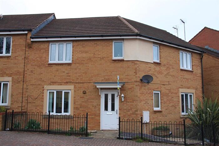4 Bedroom House To Rent In Cropthorne Road South, Bristol, BS7