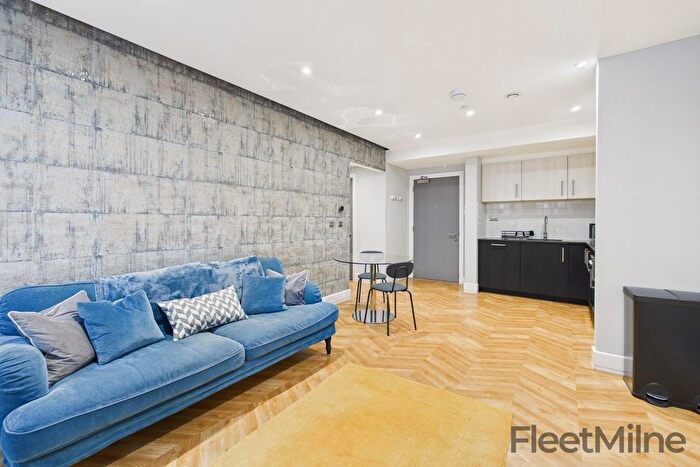 1 Bedroom Flat For Sale In Beaufort House, - Newhall Street, B3