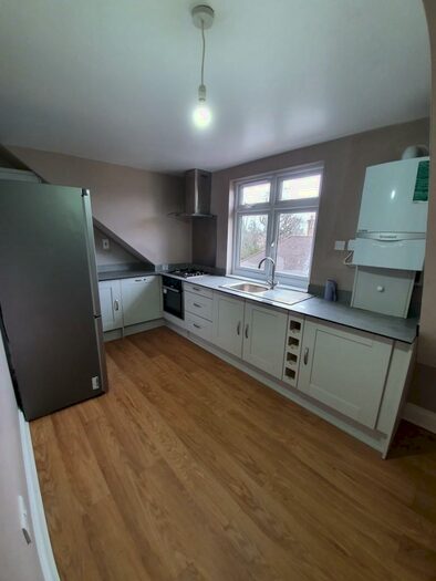 2 Bedroom Maisonette To Rent In Fox Lane, London, N13