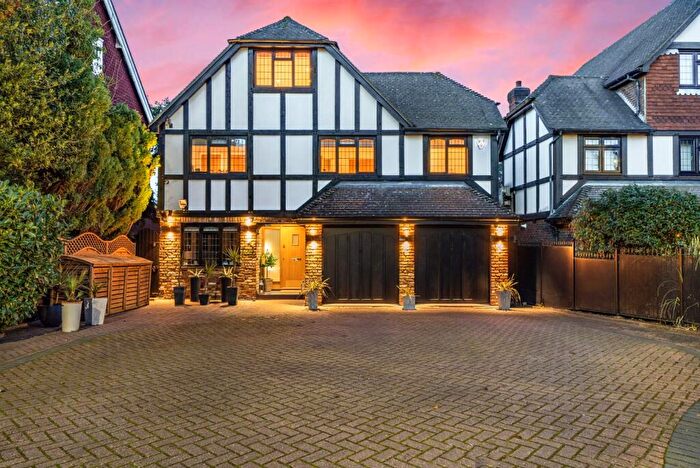 5 Bedroom Detached House For Sale In Orchard Road, Bromley, Kent, BR1