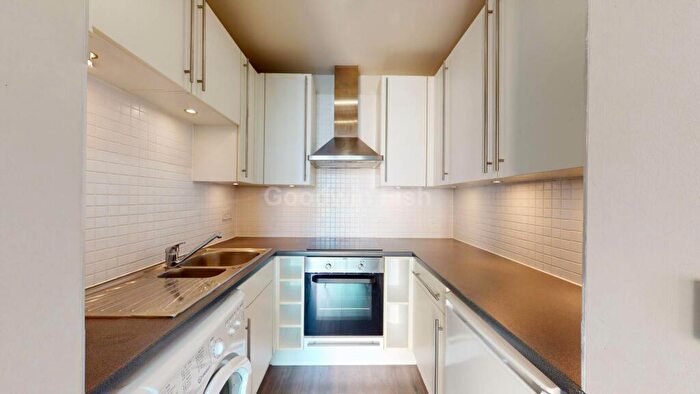 1 Bedroom Apartment For Sale In Timber Wharf, Worsley Street, Castlefield, M15