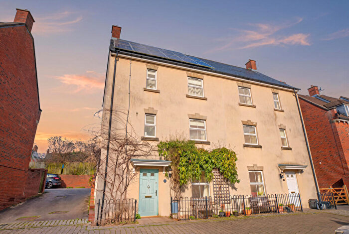 5 Bedroom Town House For Sale In Home Orchard, Stroud, GL5