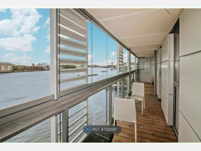 3 Bedroom Flat To Rent In Jubilee Court, London SE10