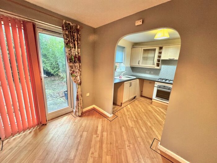 3 Bedroom Semi-Detached House To Rent In The Saplings, Woodside, Telford, TF7