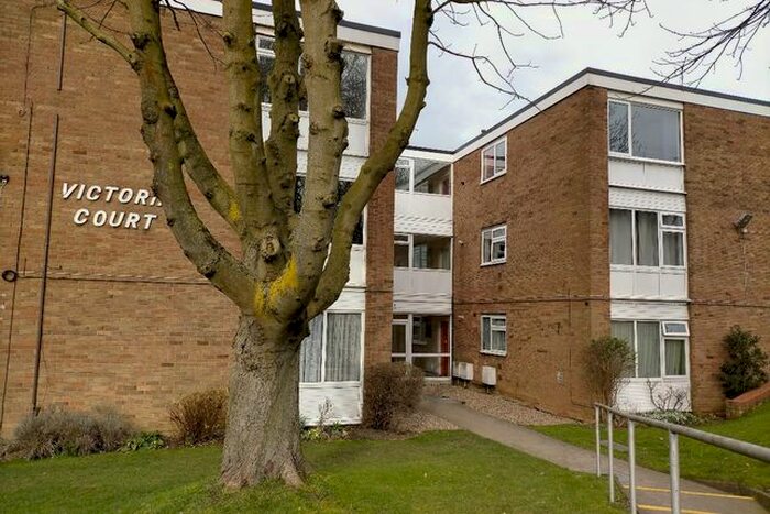 2 Bedroom Flat To Rent In Leicester Road, Oadby, Leicester, LE2