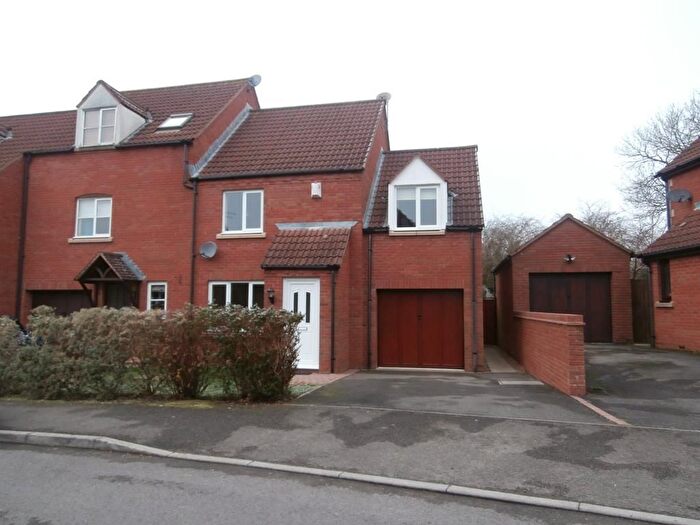 3 Bedroom End Of Terrace House To Rent In Arley Close, Swindon, SN25