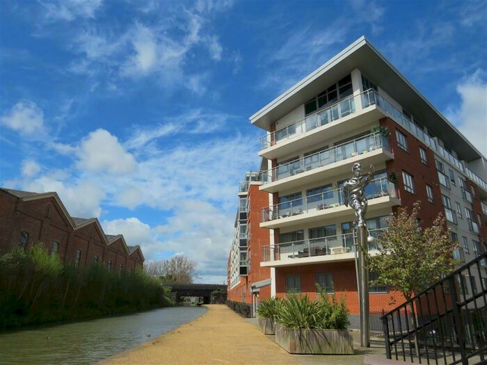 1 Bedroom Apartment To Rent In Lonsdale, Wolverton, Milton Keynes, MK12