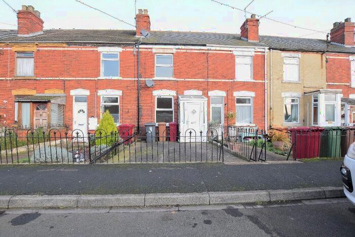 2 Bedroom Terraced House To Rent In Summercroft Avenue, New Holland, DN19