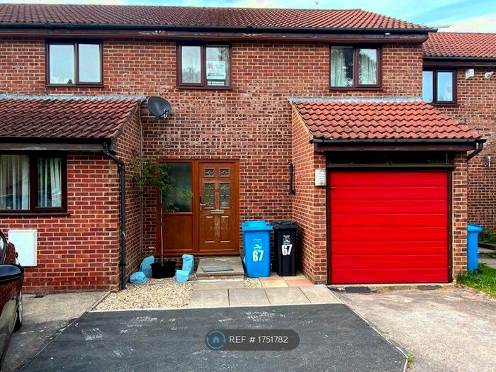 3 Bedroom Terraced House To Rent In Monks Way, Bournemouth, BH11