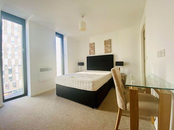 2 Bedroom Apartment To Rent In Mann Island, Liverpool, L3