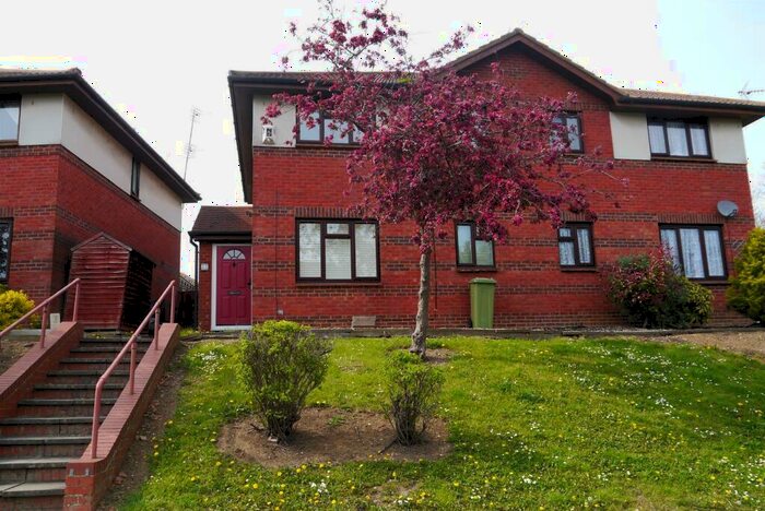 1 Bedroom End Of Terrace House To Rent In Willen Park Avenue, Willen Park, Milton Keynes, MK15