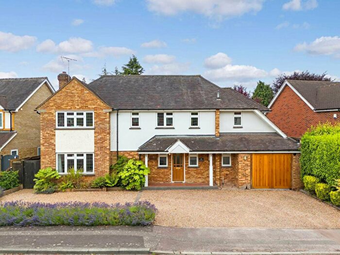 4 Bedroom Detached House For Sale In Willow Green, Ingatestone, CM4
