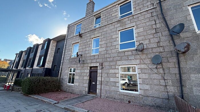 2 Bedroom Flat To Rent In Holburn Street, The City Centre, Aberdeen, AB10