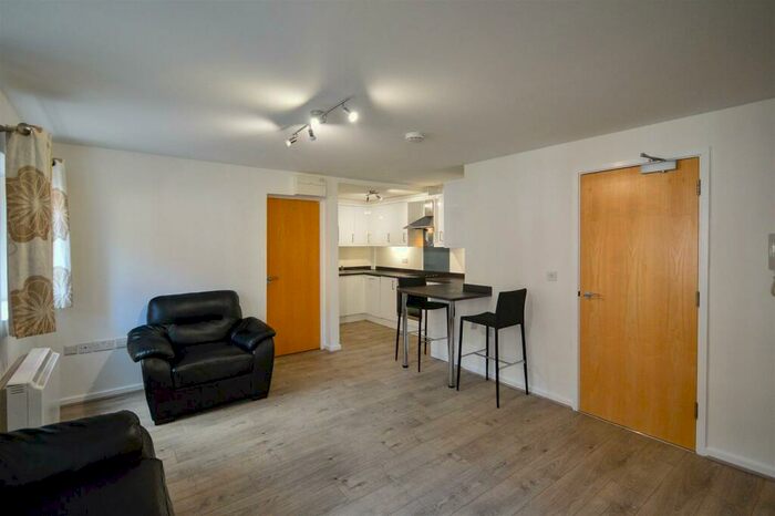2 Bedroom Flat To Rent In Bed Flats At The Forum, Tiverton Way, Cambridge, CB1