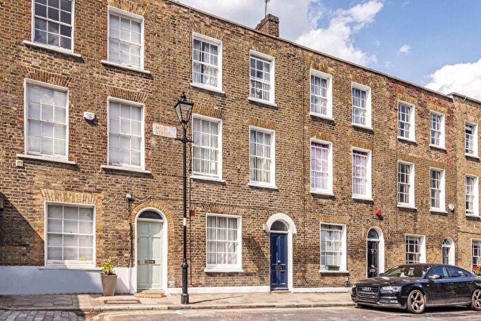 4 Bedroom House To Rent In Moon Street, Angel, N1