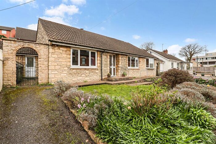3 Bedroom Bungalow For Sale In Belle Vue Road, Stroud, GL5
